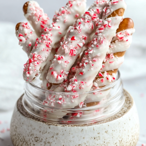 Delish White Chocolate Peppermint Pretzels